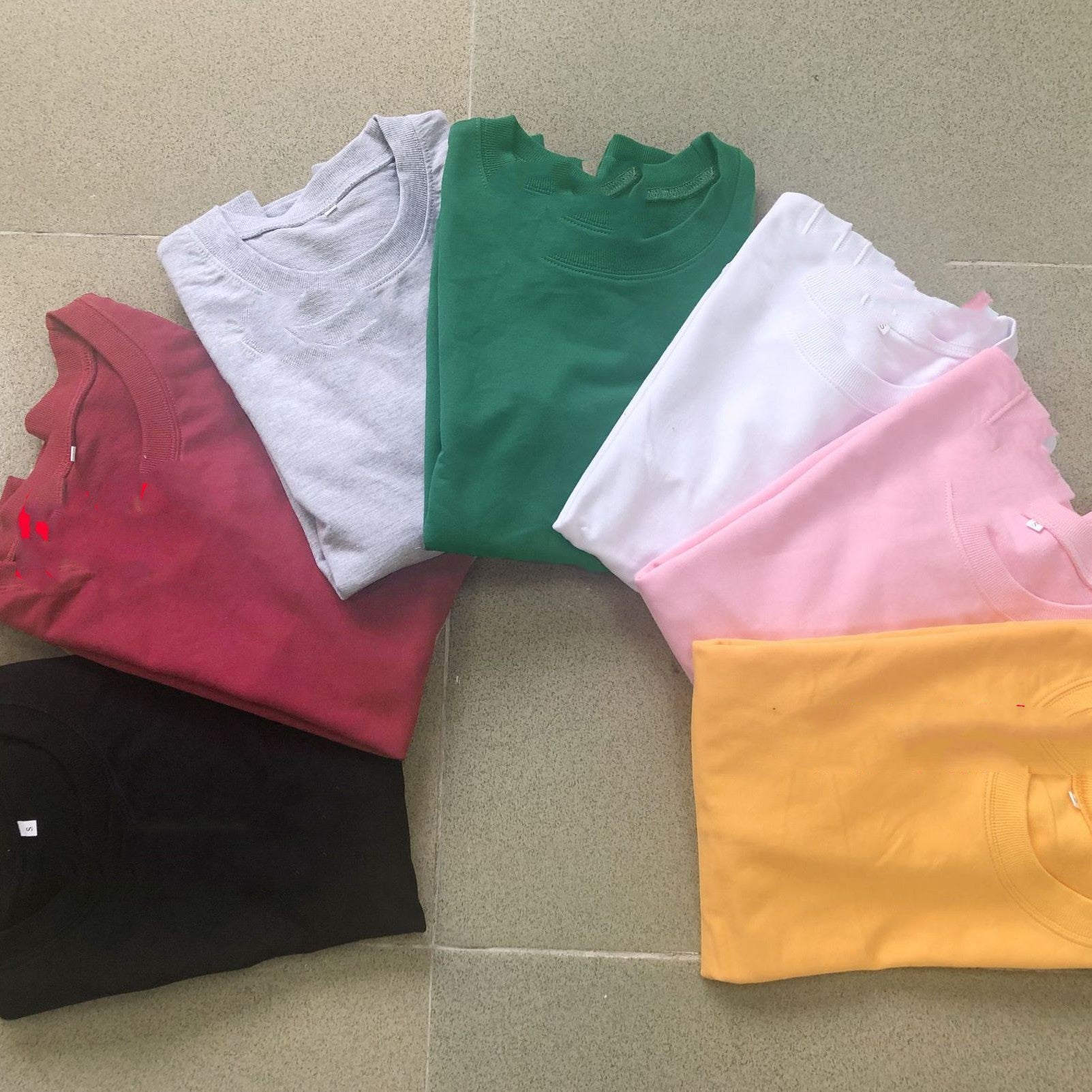 Something Wicked This Way Comes - Hint: It's Me! Letter Print Sweatshirt